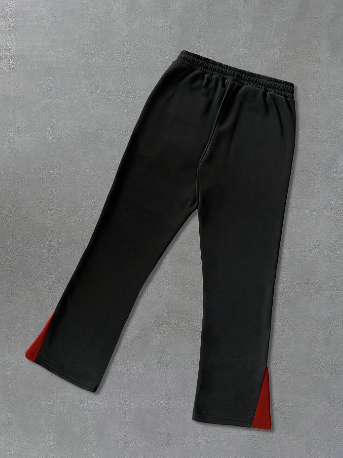 Essential for Men's Street - savvy Fashion! Black Joggers with "NEW YORK" Letters + Star - shaped Personalized Prints