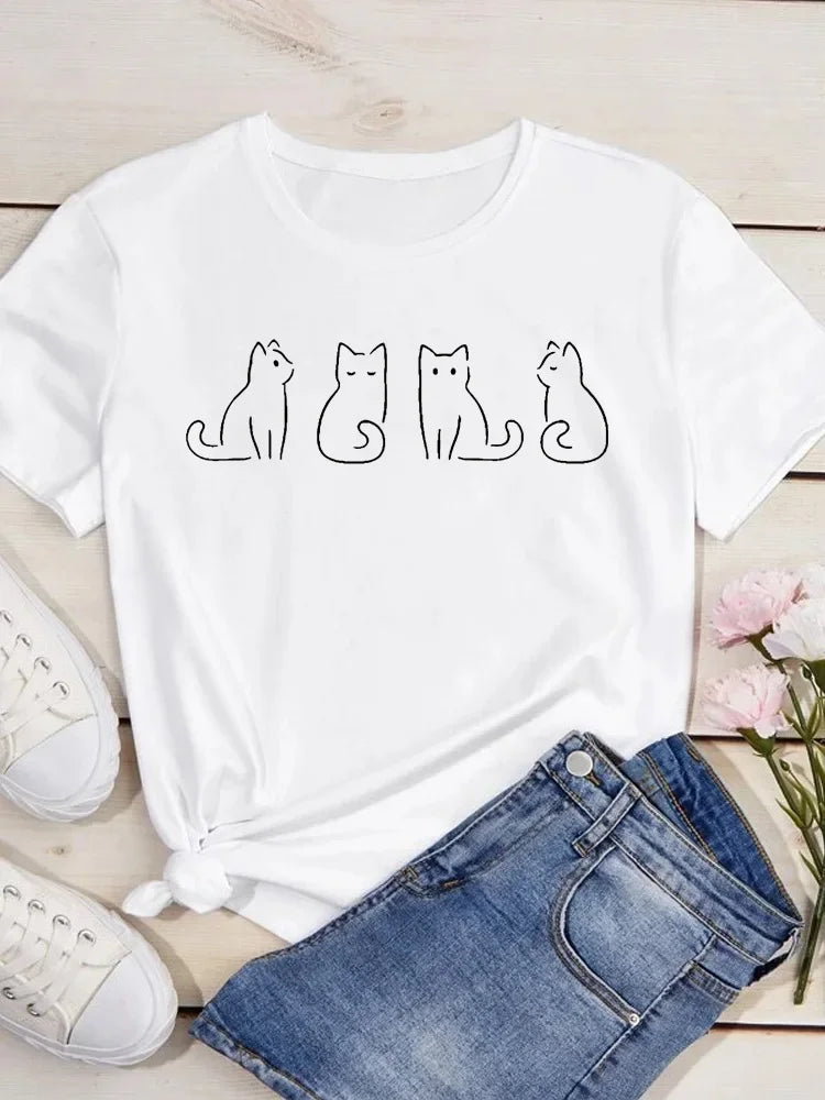 New Cute Love Heart Cat Print Women T-Shirt Casual Short Sleeve Top Summer Women's Clothing Cartoon Streetwear Y2k Clothes